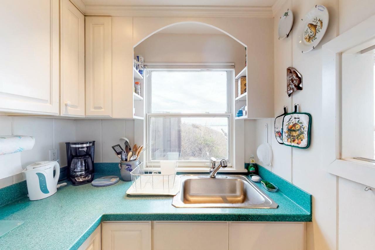 2 Bed 1 Bath Vacation Home In Eastham Bagian luar foto